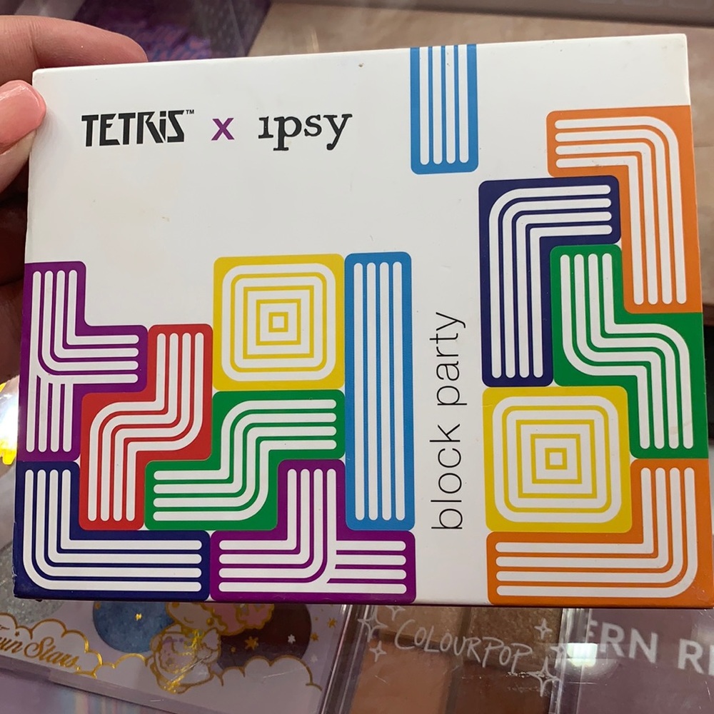 Tetris x Ipsy  block party pallete